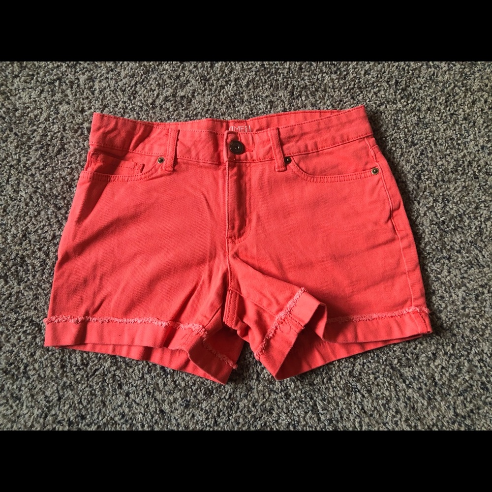 Women’s Time and Tru shorts